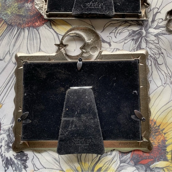 Fetco Bundle of 4 + BONUS Metal Picture Frames Baby Blocks Zoo Animals Moon Star - Picture 8 of 11